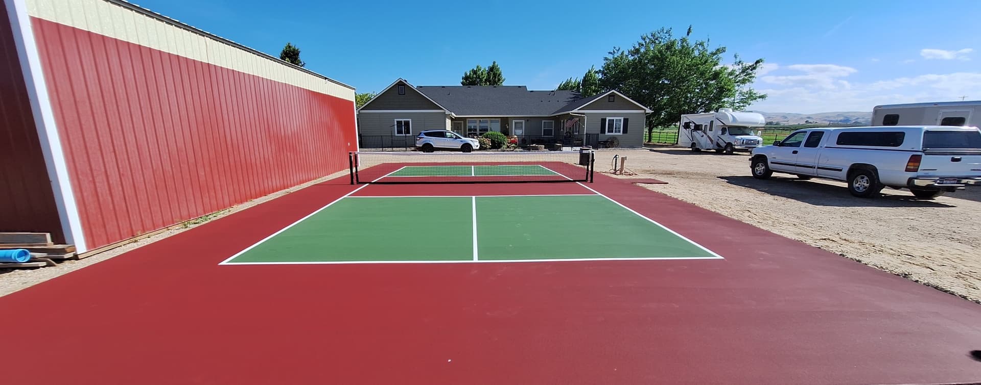 pickleball court green and red surface
